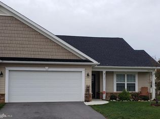 75 Saffron Ter, Falling Waters, WV 25419