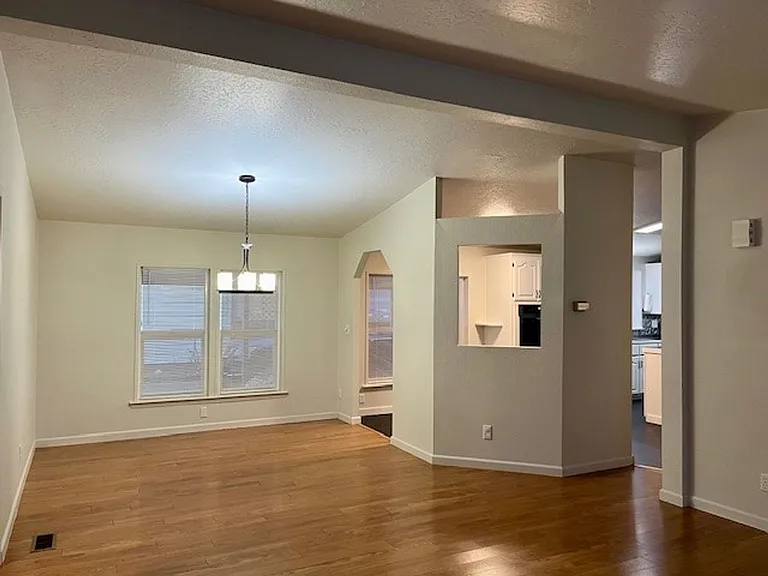 2159 Hastings Ln SE — Photo 6