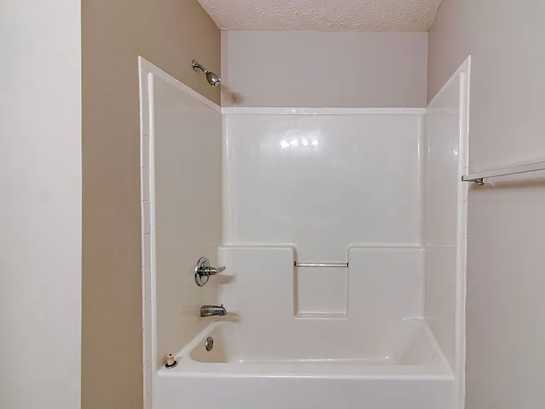 821 Oak Arbor Ct — Photo 45