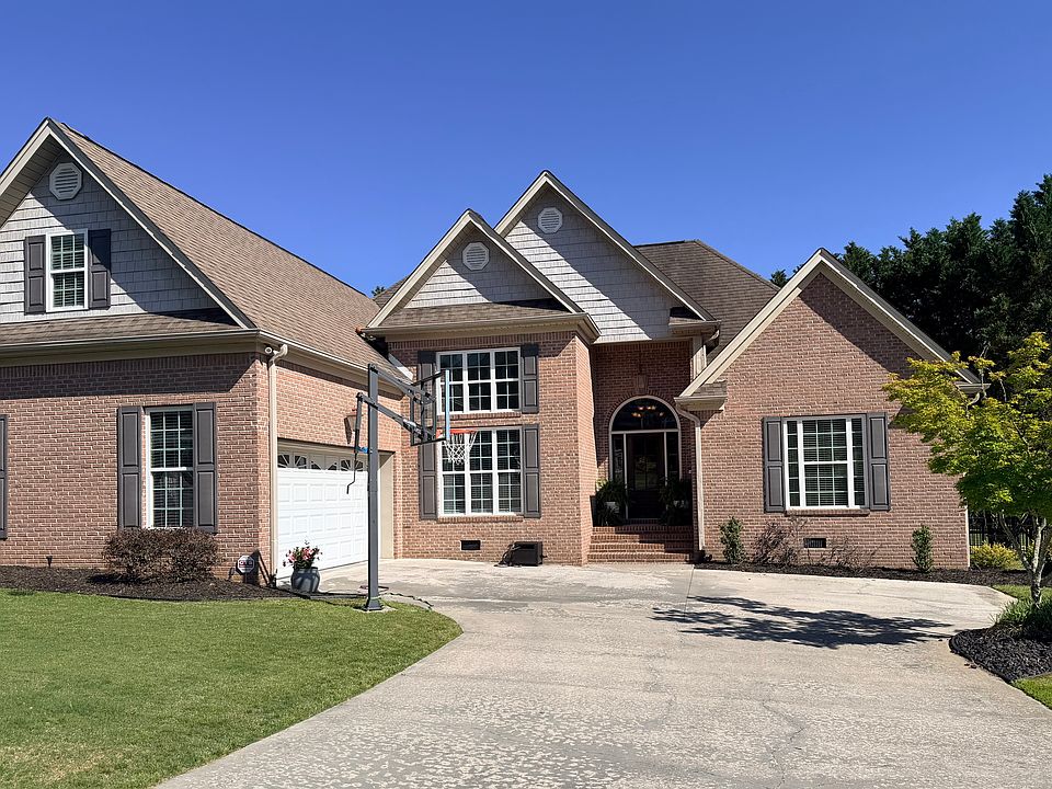 1st image of 9866 Field Crest Dr