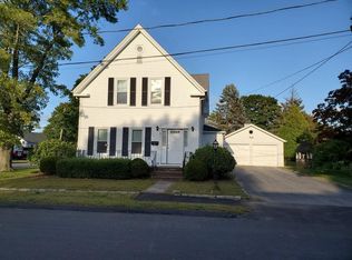 31 Landry St, Franklin, MA 02038