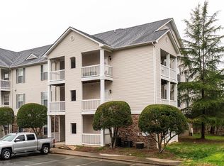 3010 Winston Dr, Burlington, NC 27215