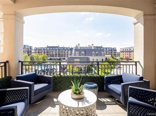 2000 Royal Court #2105/2103, North Hills, NY 11040