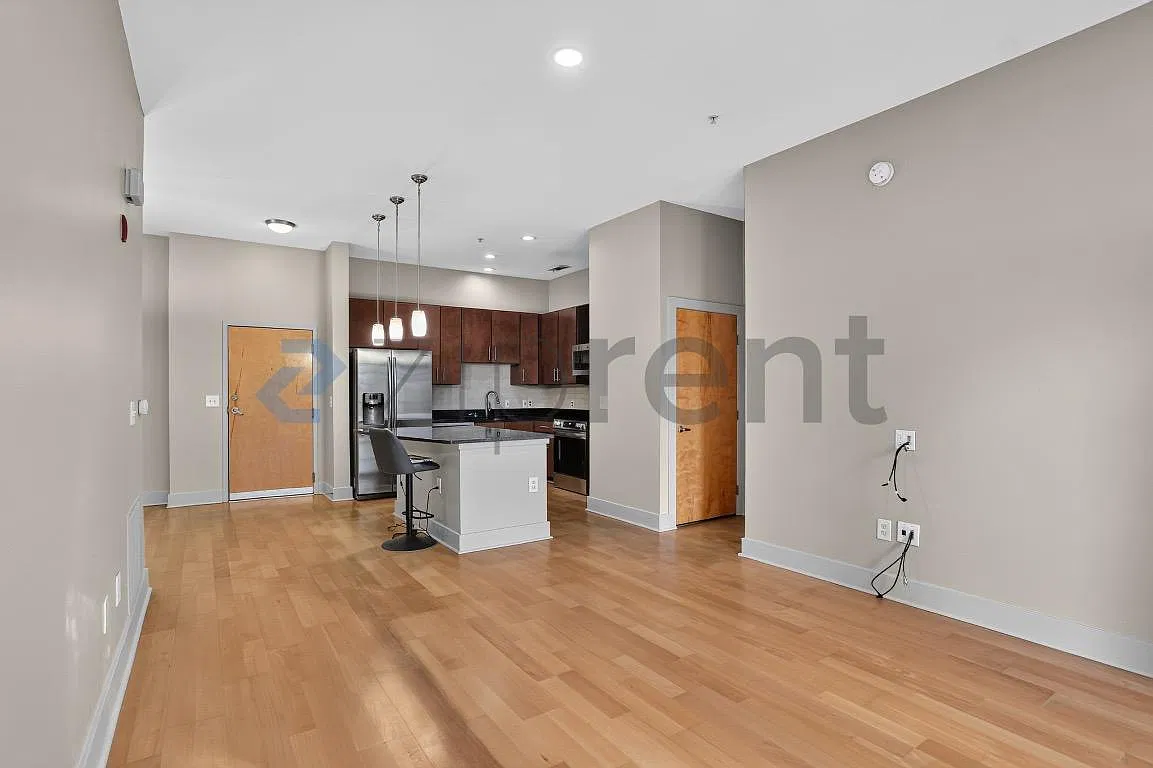 2 bed, 1184 sqft, $2,500 — Photo 4