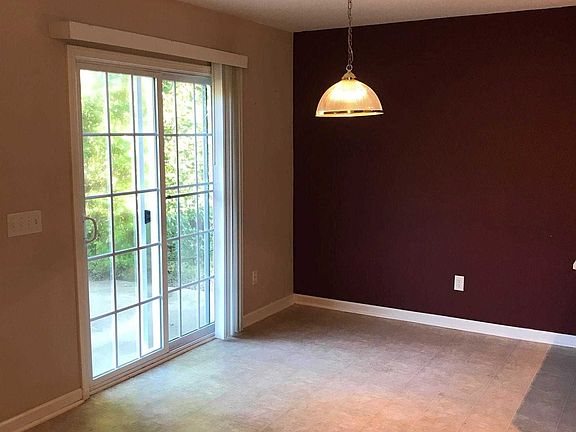 3rd image of 232 Crescent Creek Ct