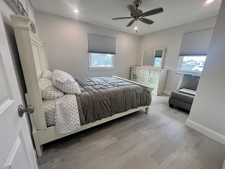 4010 W Brigantine Ave — Photo 13
