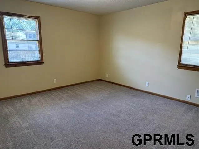 13228 Montclair Dr — Photo 6