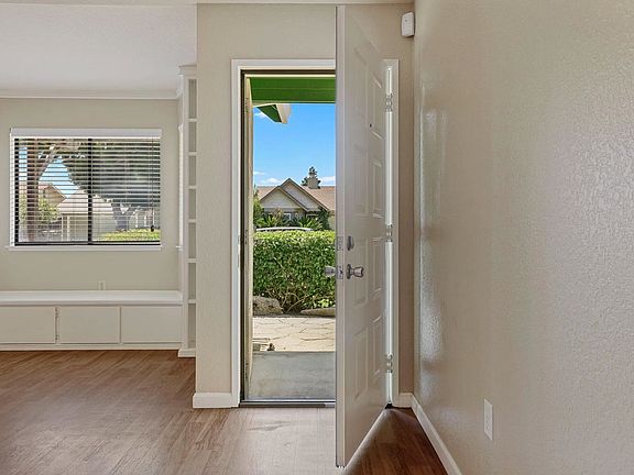 5th image of 2690 Jeannie Ct