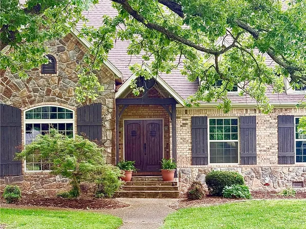 10822 Millstead Ln, Bentonville, AR 72712
