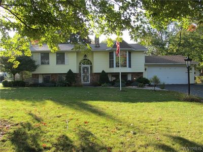 5054 Carriage Ln, Lockport, NY, 14094