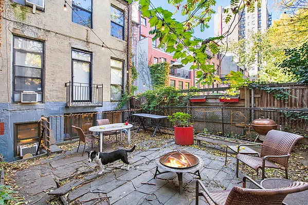 Rented by Compass | media 2