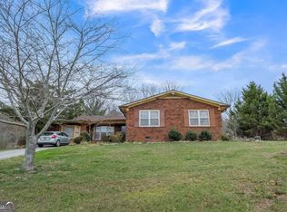 127 Rains Cir, Summerville, GA 30747