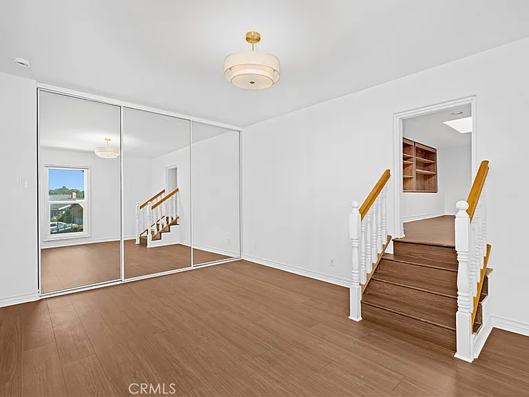 23900 Berdon St — Photo 29