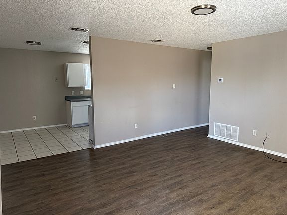 5th image of 912 82nd St Unit A