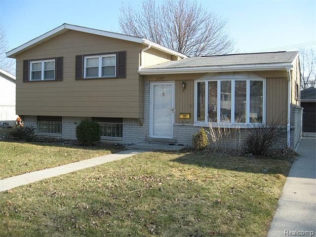 1st image of 31107 Avondale St