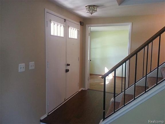 3rd image of 1634 Brentwood Dr #544