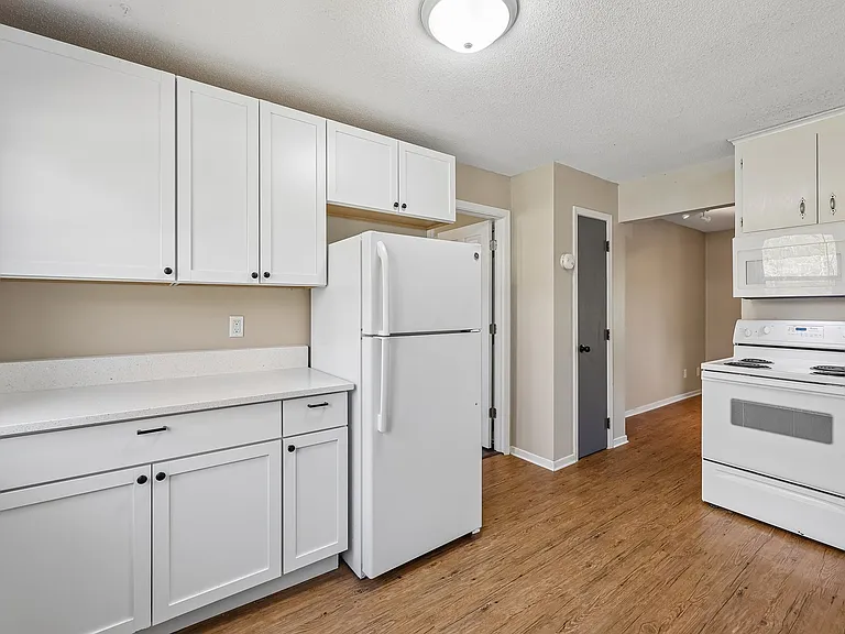 17256 Kenyon St NE #2 — Photo 11