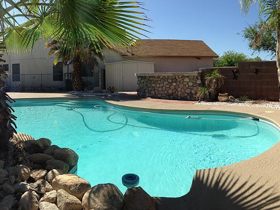 4th image of 10130 E Essex Village Dr