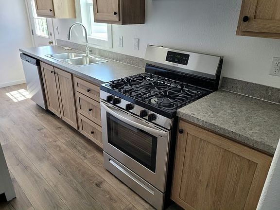 4th image of 825 N Lamb Blvd Space 226