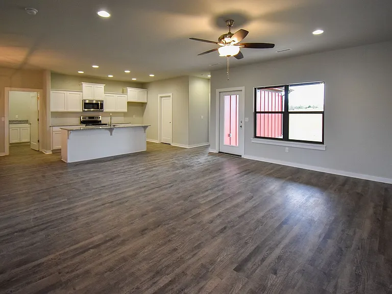 340 N Otoe St — Photo 3