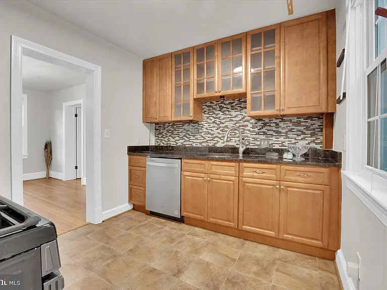 1903 Kirby Rd — Photo 9