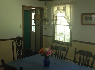 585 Heslop Rd, Mountain Top, PA 18707