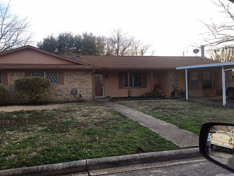 1st image of 205 W McAfee Dr