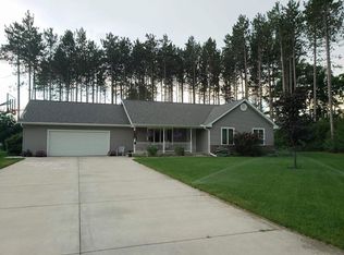 5420 Fox Run Dr, Wisconsin Rapids, WI 54494