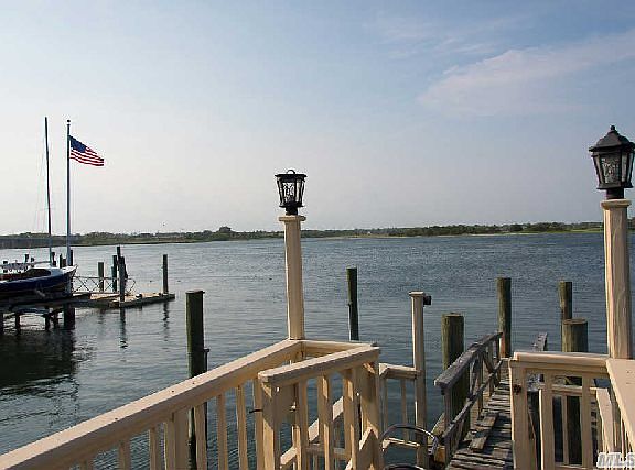 2nd image of 1904 Bay Blvd