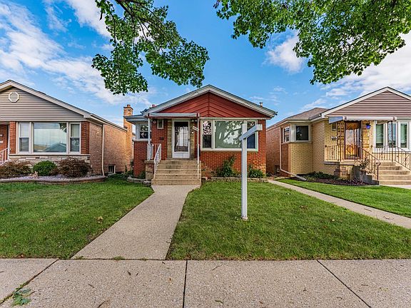 2nd image of 3920 W 84th Pl