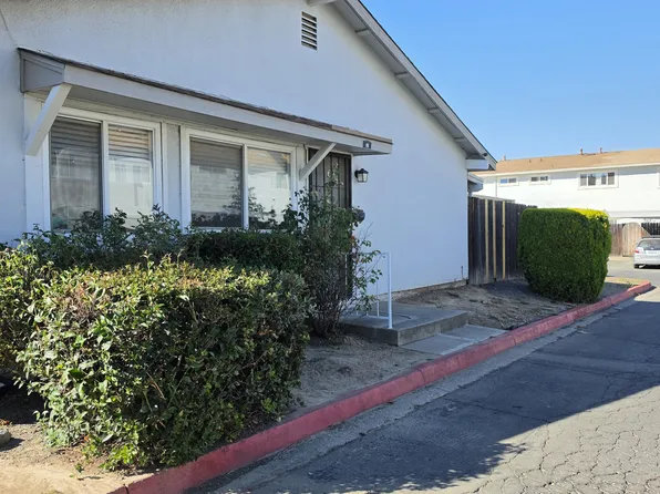 69 Omaha Ct, Sacramento, CA 95823