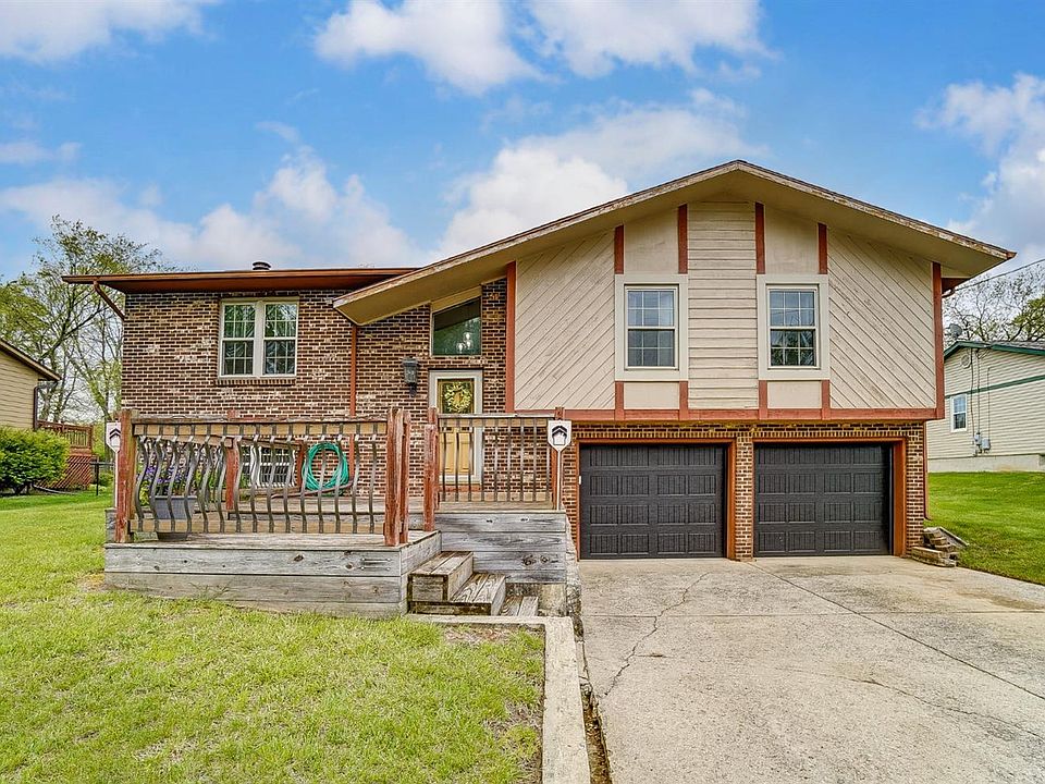 1st image of 2256 Trinity Dr