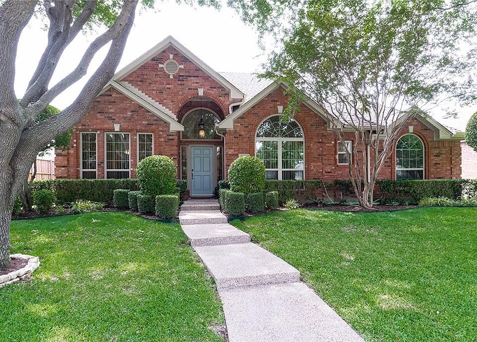1st image of 2637 Pine Springs Dr