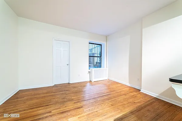 Rented by Citi Habitats | media 11