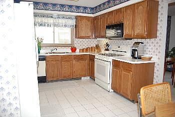 5th image of 45372 Danbury Ct