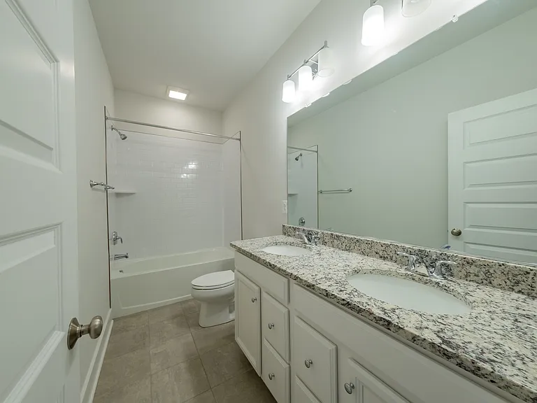 2707 Acadia Dr #B — Photo 18