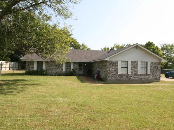 211 Vz County Road 4107, Canton, TX 75103