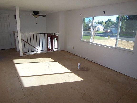 4th image of 258 Tyra Dr