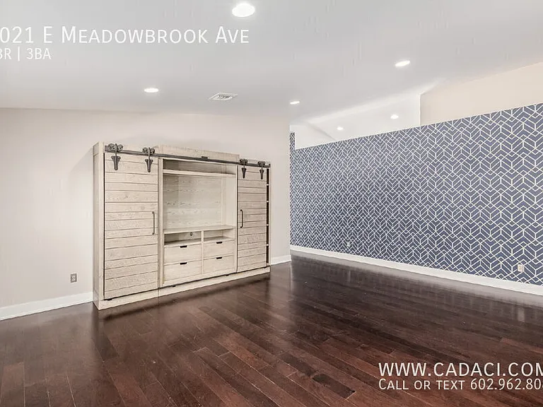 3021 E Meadowbrook Ave — Photo 32