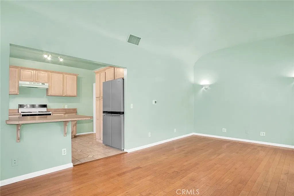 2 bed, 931 sqft, $2,600 — Photo 4