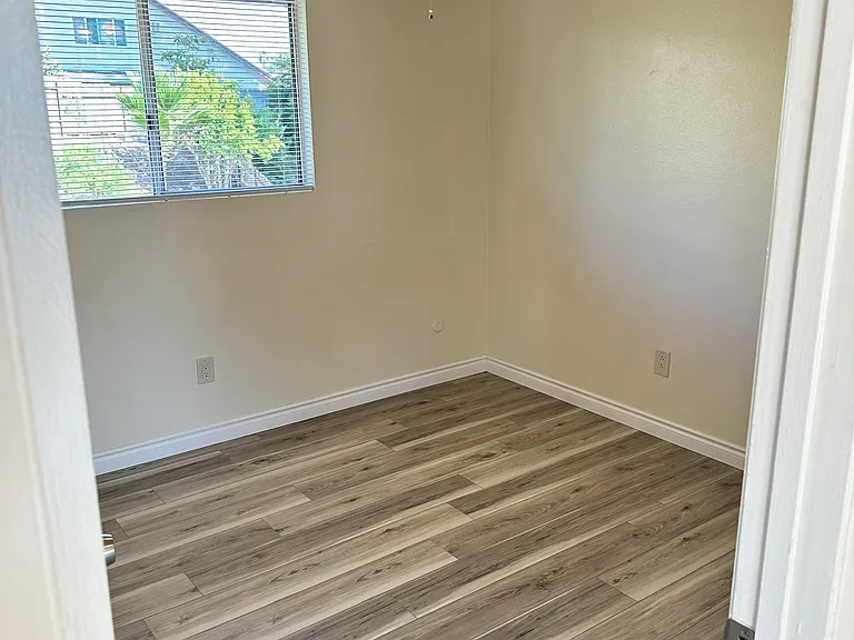 13103 Sundance Ave — Photo 21