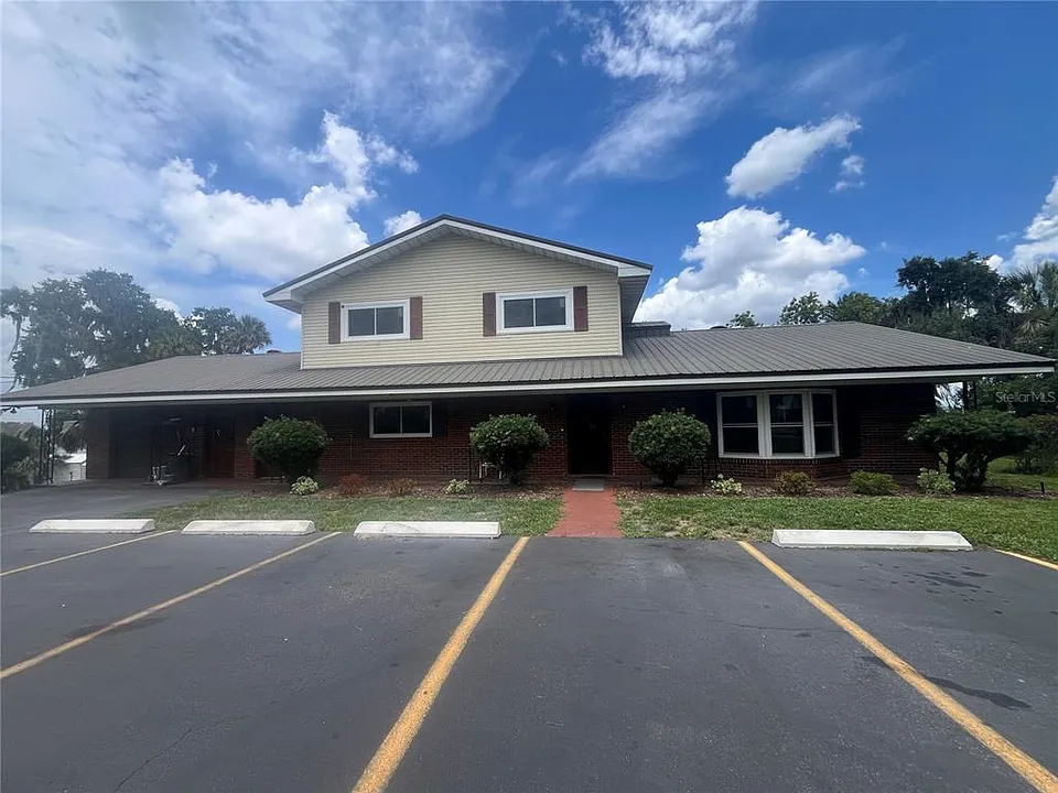 1145 S Lake Reedy Blvd