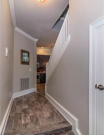3rd image of 340 N Campbell Ave APT 6
