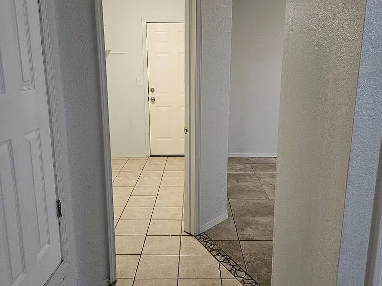 2301 Tierra Sol Rd — Photo 16
