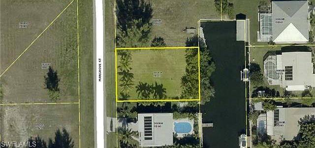 1st image of 2762 Mangrove St
