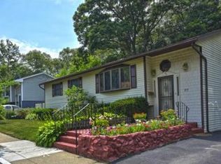 97 Leighton Rd, Hyde Park, MA 02136