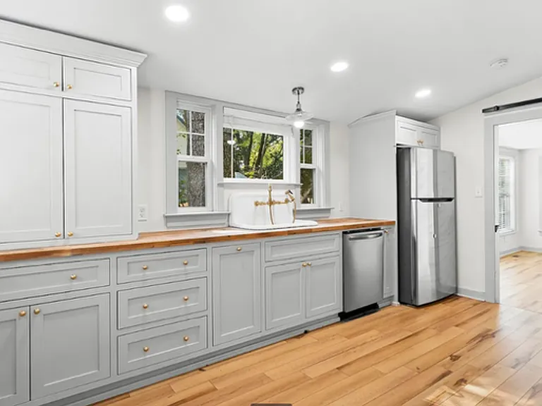 3305 Bradley St SW — Photo 12