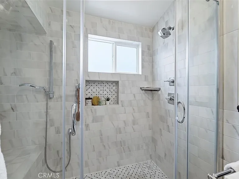 11937 S La Cienega Blvd — Photo 13