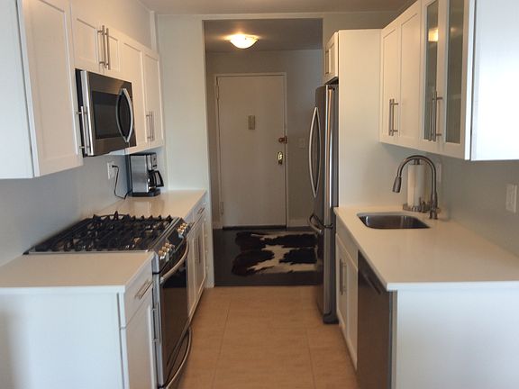 4th image of 103 Gedney St APT 1N