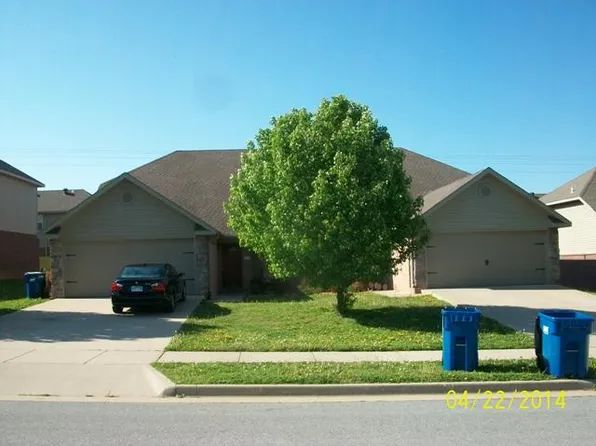 3103 SW Deerfield Blvd #1, Bentonville, AR 72713